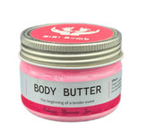 کره ی بدن بی بی بمب _ رنگ صورتی_ رایحه ی آدامسی توت فرنگی _ آبرسان و مرطوب کننده ی بدن