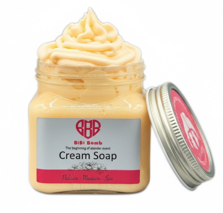 صابون خامه ی بی بی بمب _ رنگ کرم _ مناسب برای شست و شوی ملایم بدن
